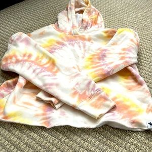 NWOT ABERCROMBIE KIDS SWEATSHIRT